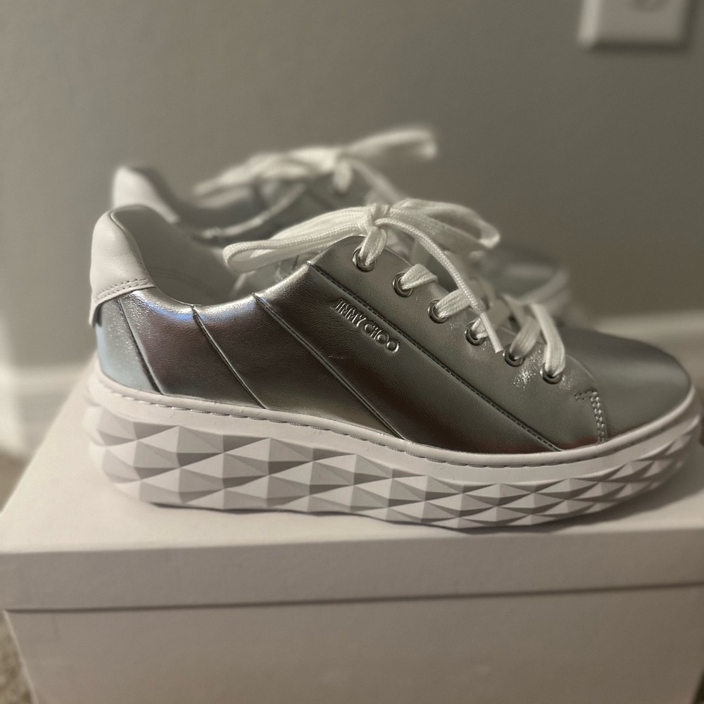 NWT Size 8 Jimmy Choo Sneakers